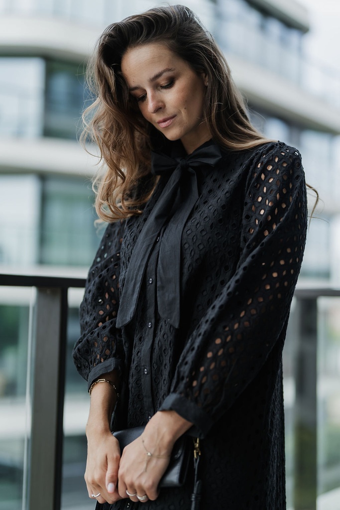 Josanne 7/8 Midi Dress / Black