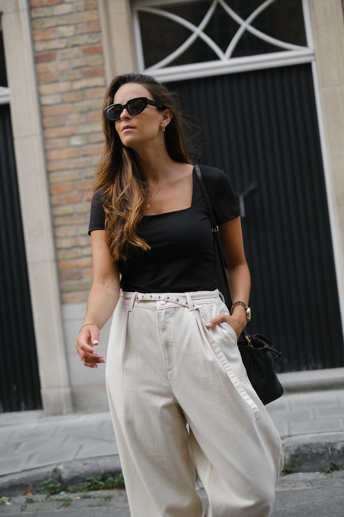Scolette SS square black