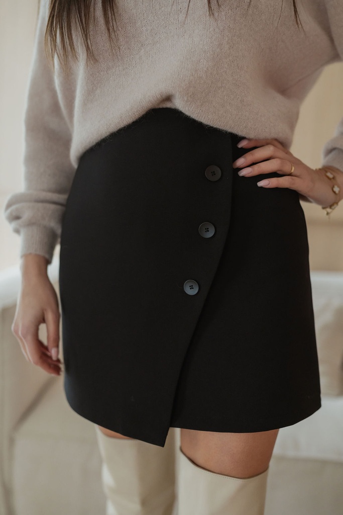Lorelle Mini Skort Black