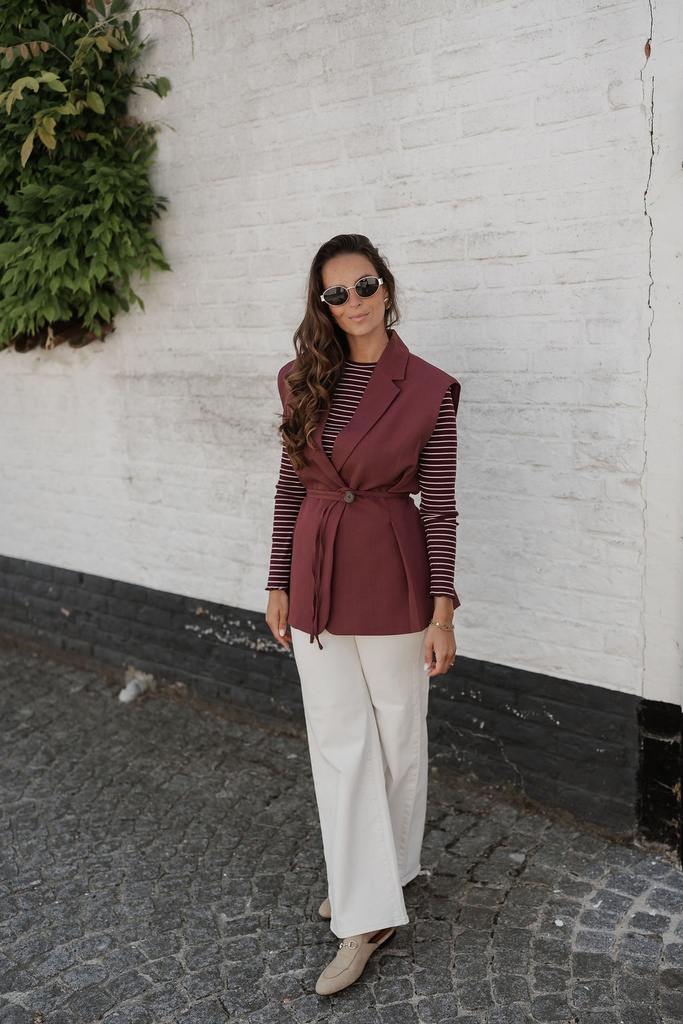 Vest Burgundy Button Strap