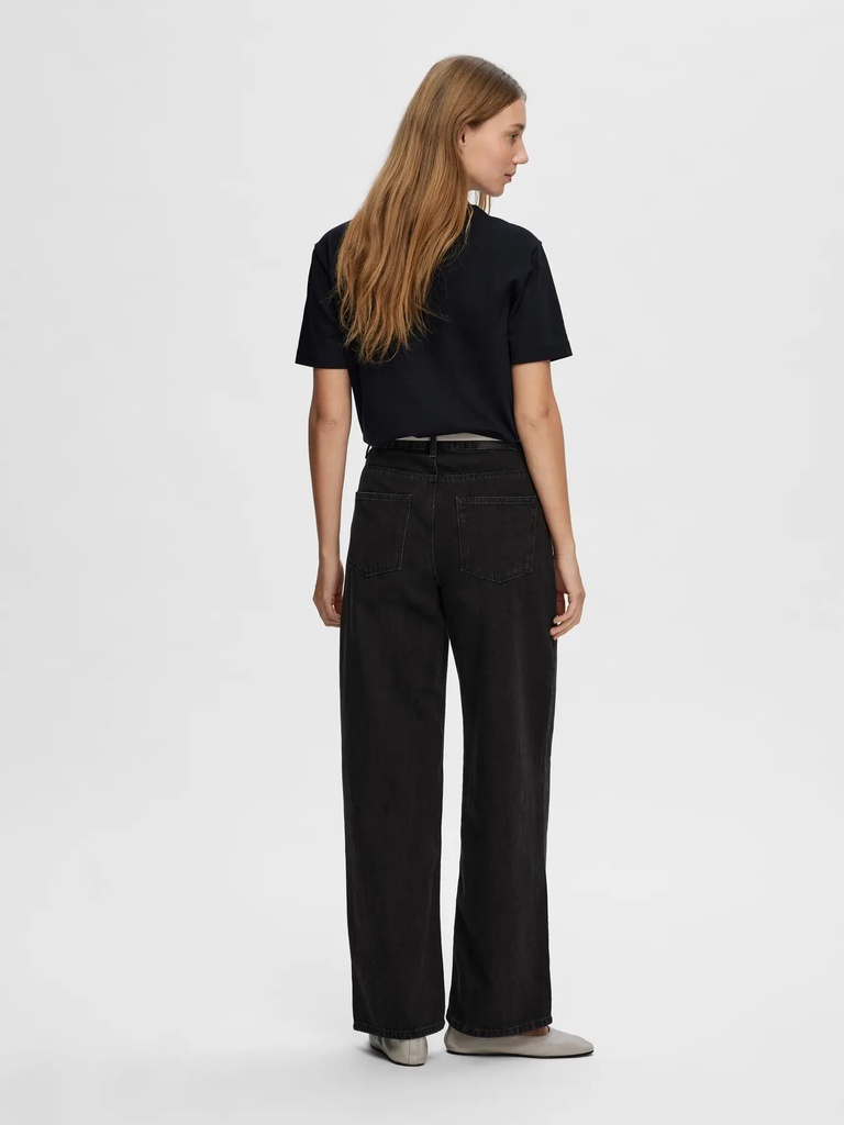 Essential Boxy Tee Black
