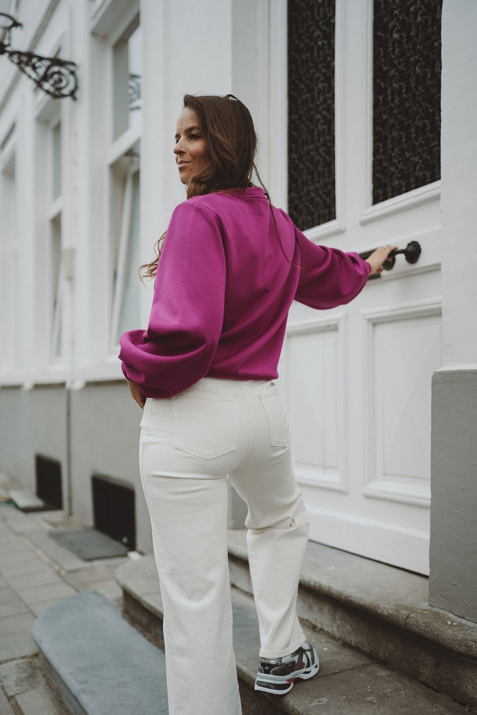 SC Blouse Sweater Berry
