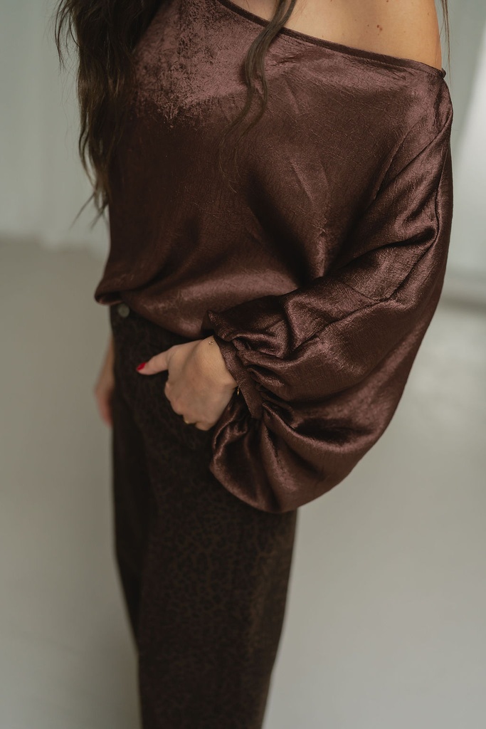 Top Clementine Brown