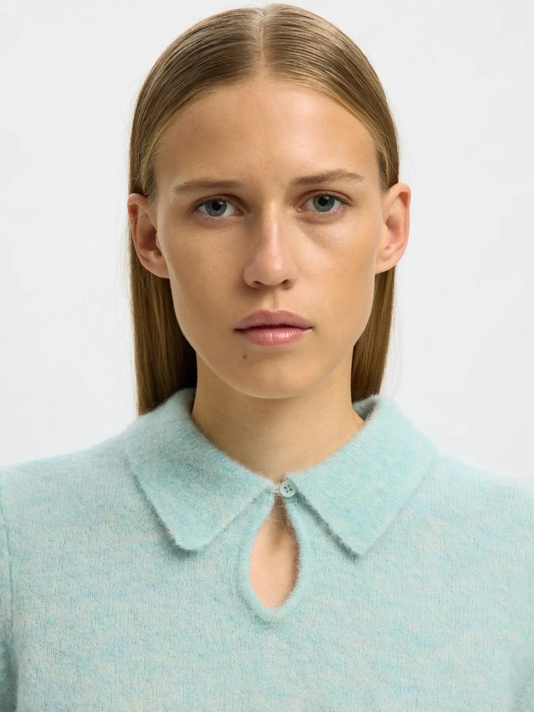 Key Hole Collar Knit Sia Ras Blue Glow