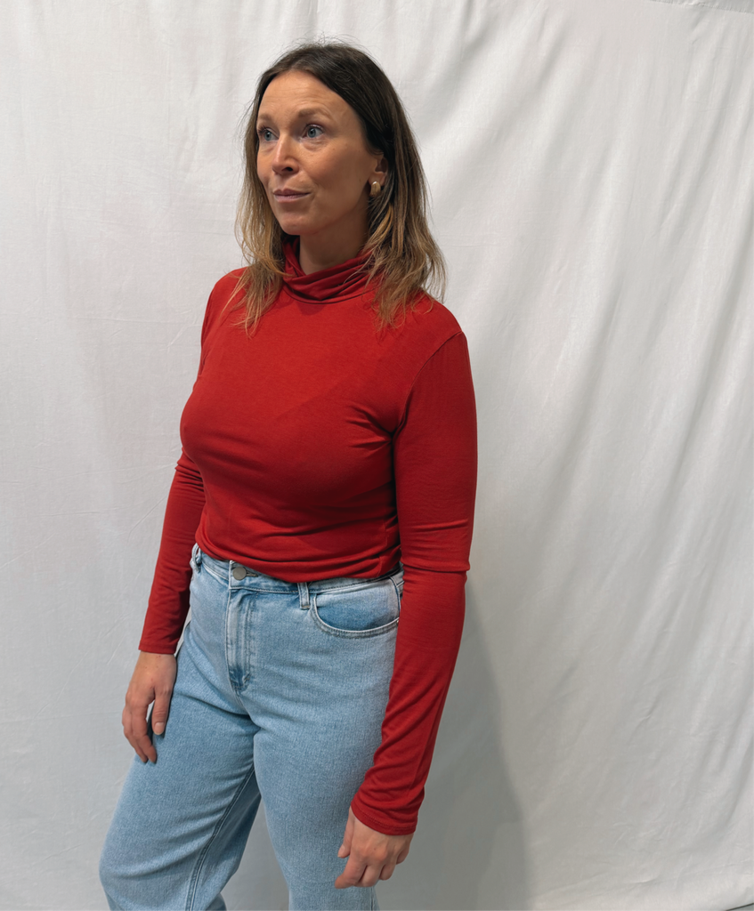Lou High Neck Top Indian Red