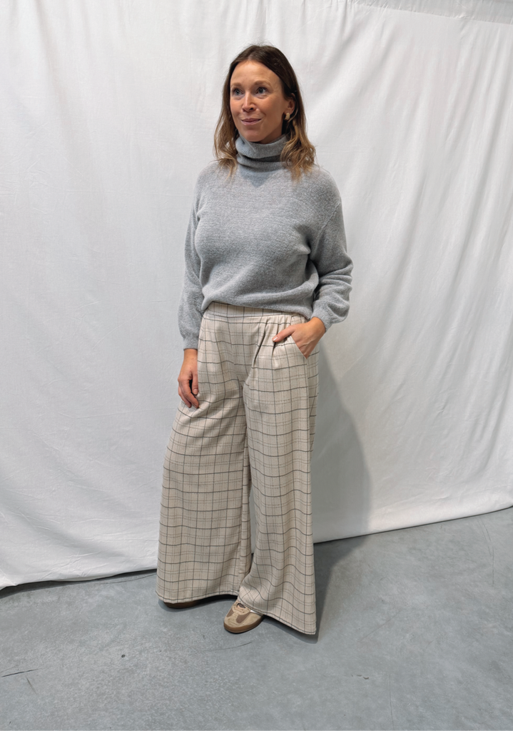 Nora Knit Grey Melange