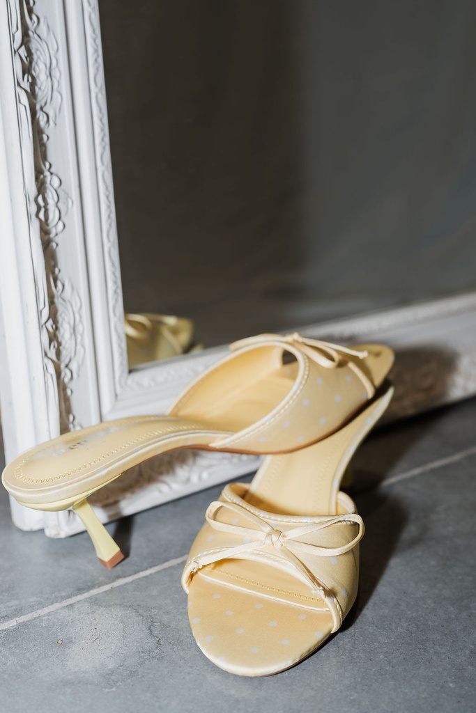 Slip On Sandal Dot Yellow