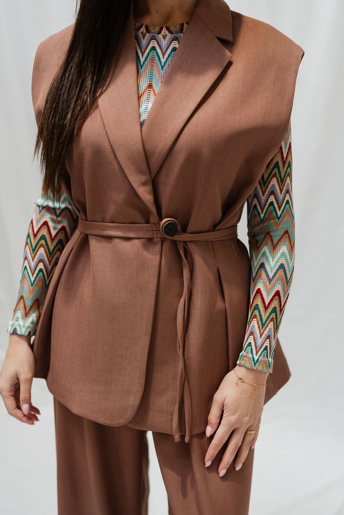 Vest Button Strap Mocha