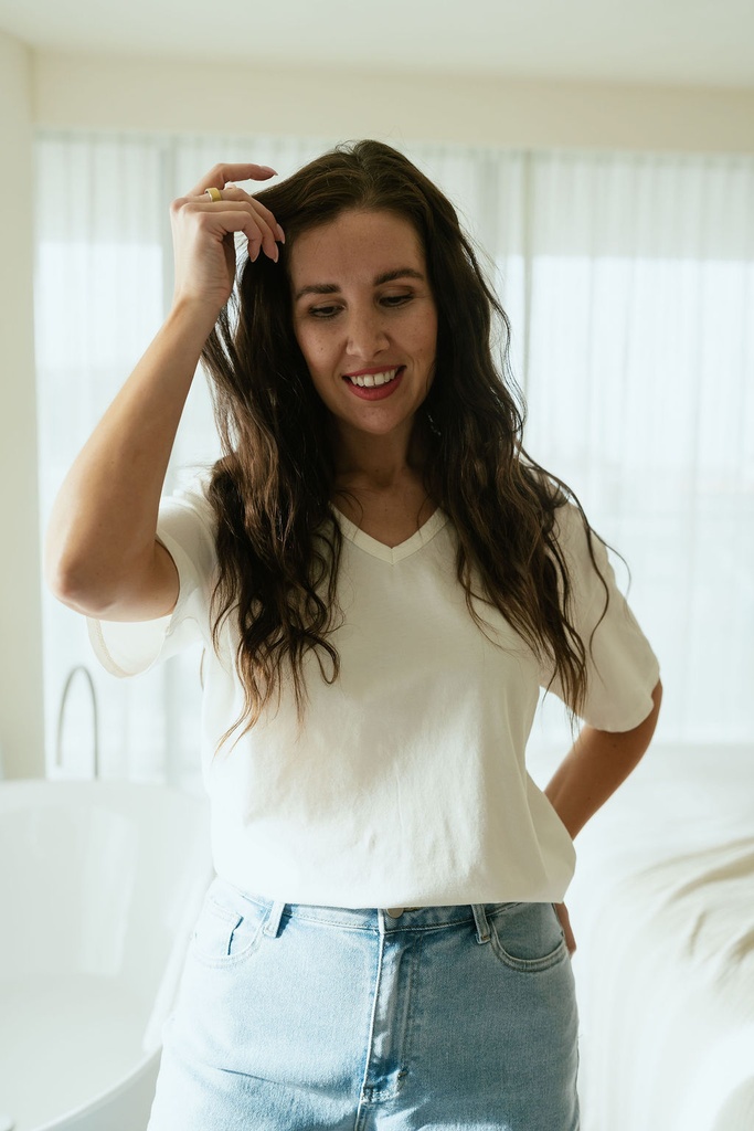 T-Shirt V-Neck White