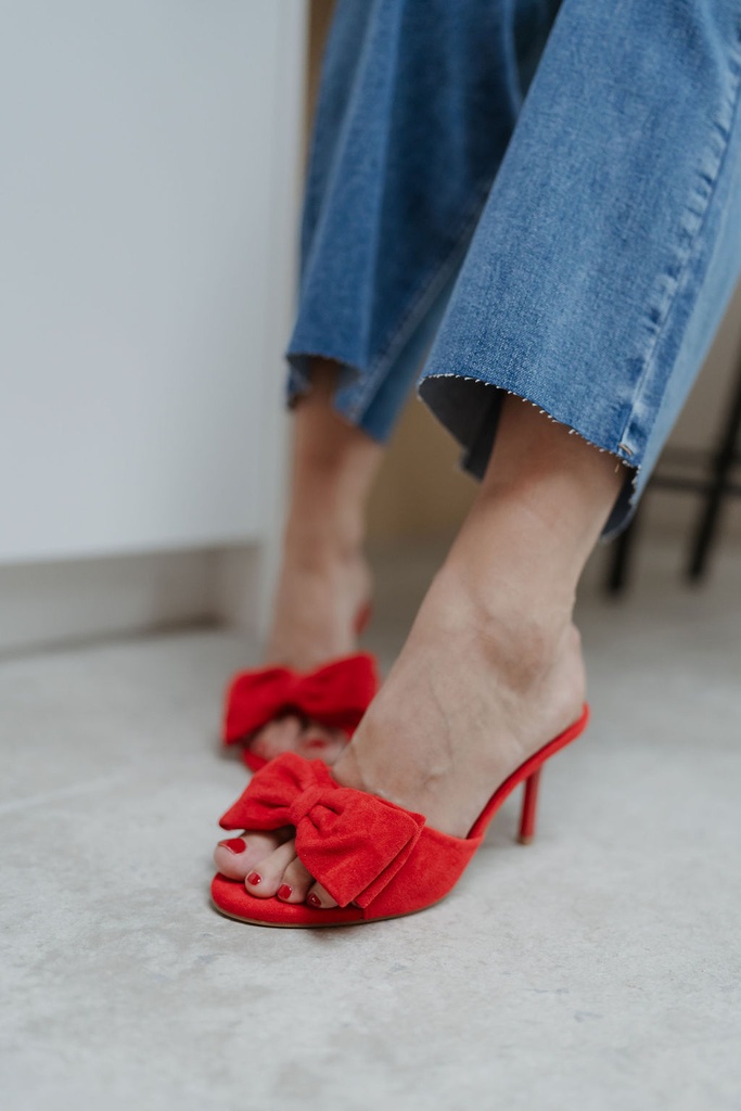 Slip-On Bow Red