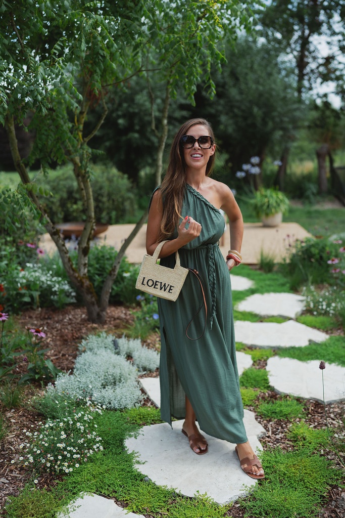 One shoulder dress khaki