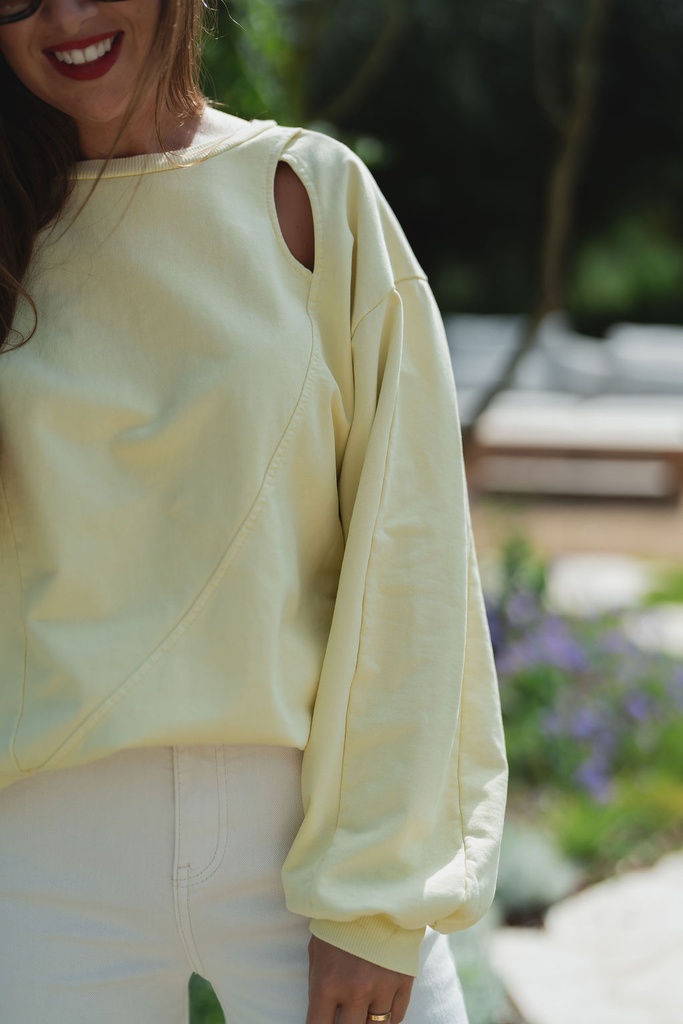 Cutout Sweatshirt Pastel yellow