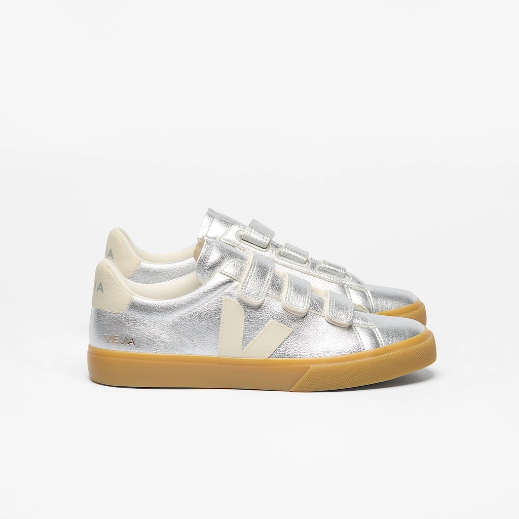 Veja Recife Leather Silver Pierre