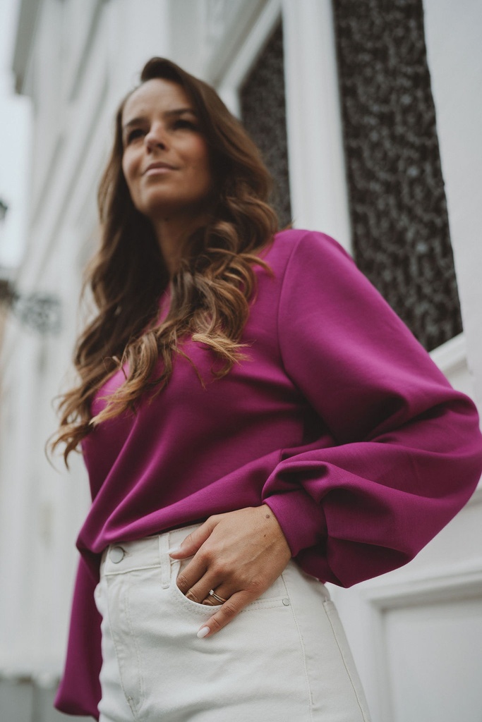 SC Blouse Sweater Berry