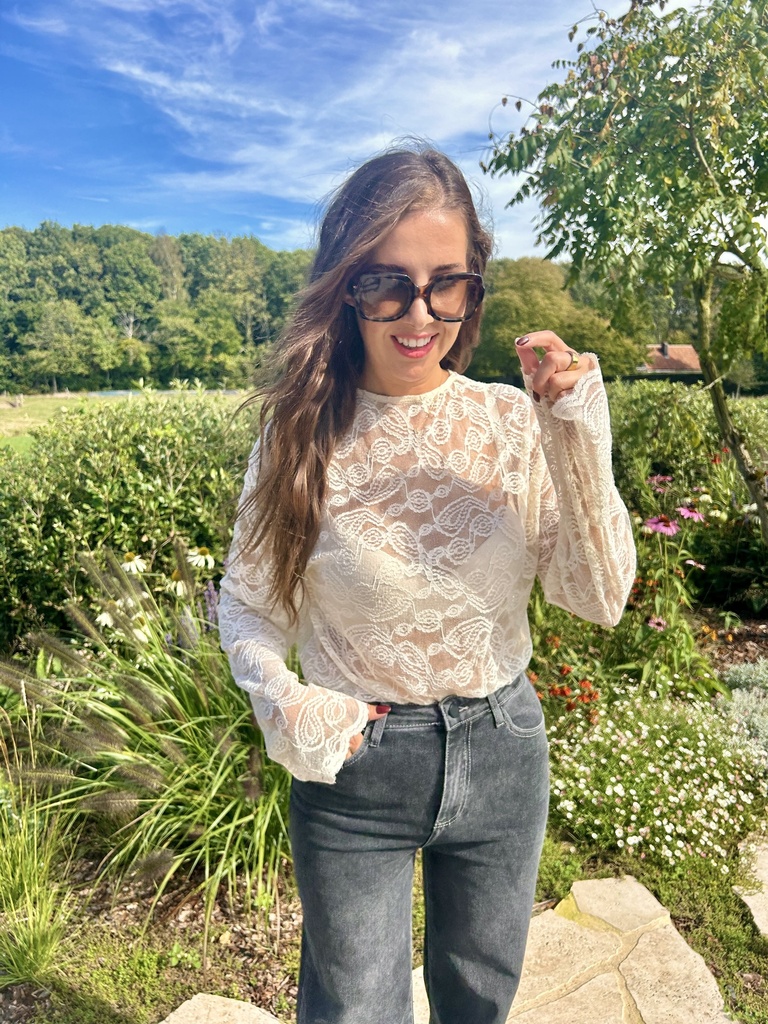 Lace Top Offwhite