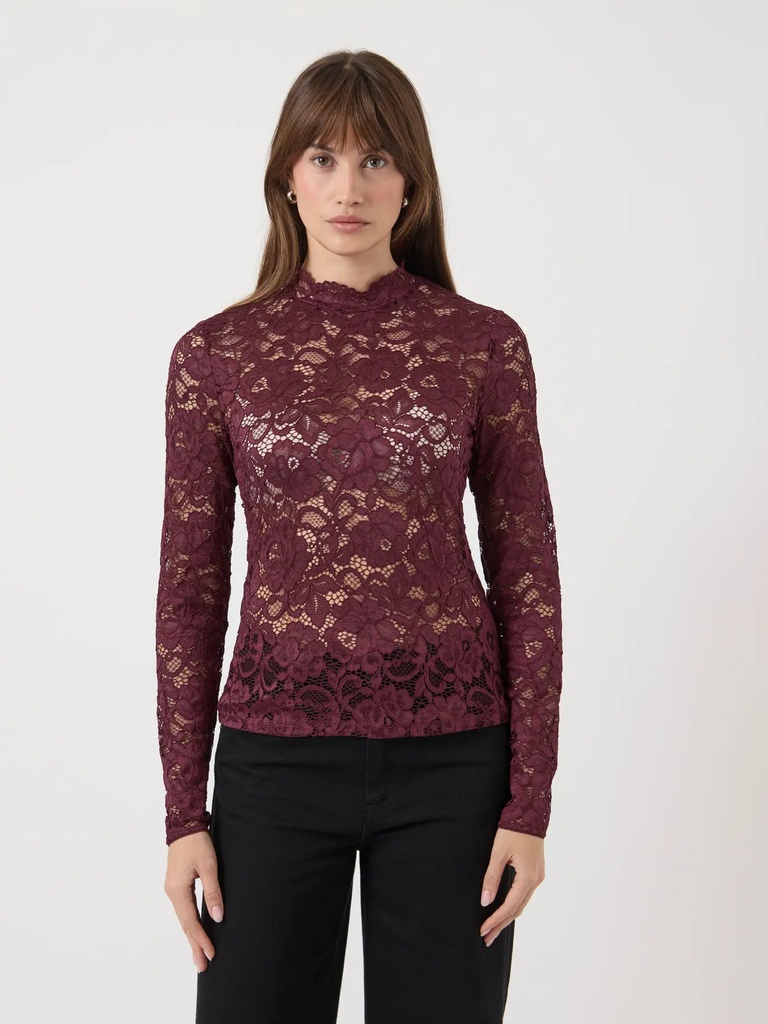 Lace Top Lacey Port Royale