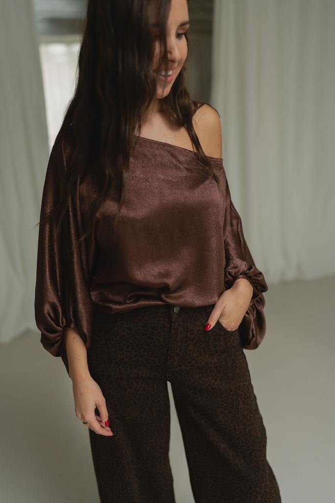 Top Clementine Brown