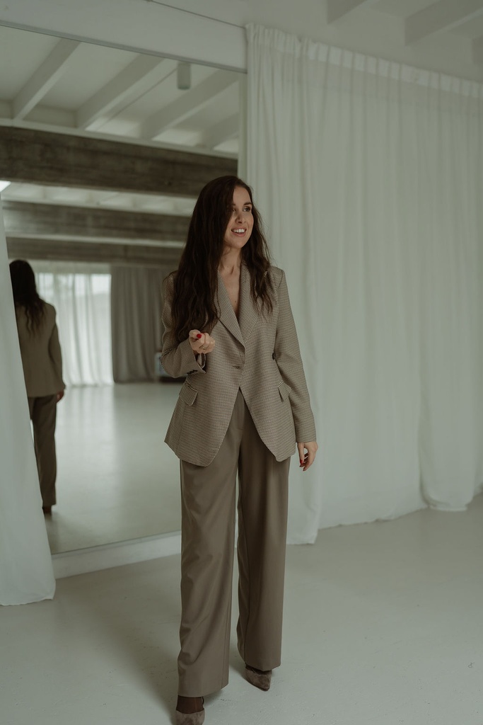 Cinched Checkered Blazer Brown