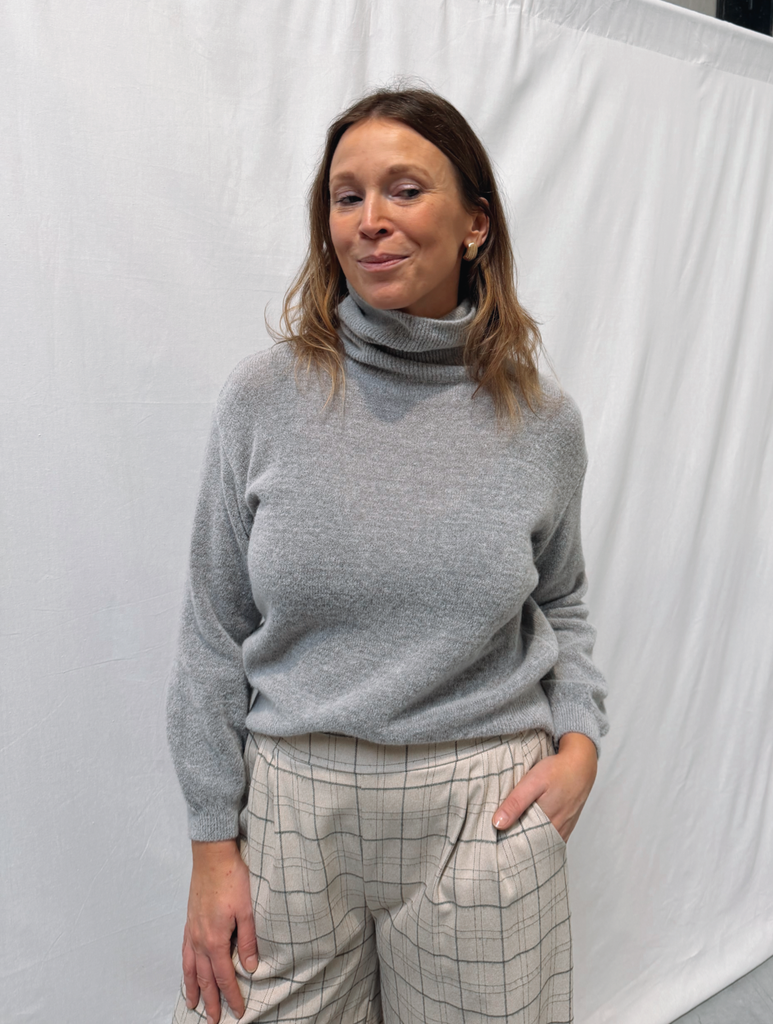 Nora Knit Grey Melange