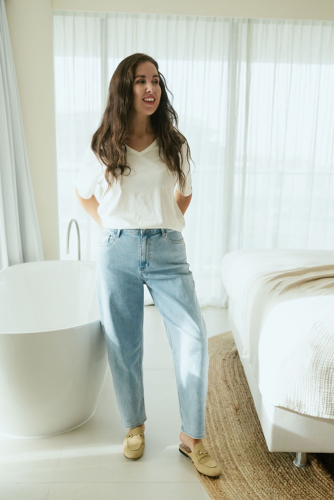 T-Shirt V-Neck White